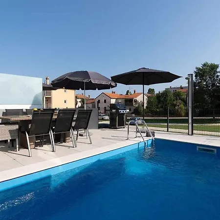 Casa Maestral Apartment Funtana